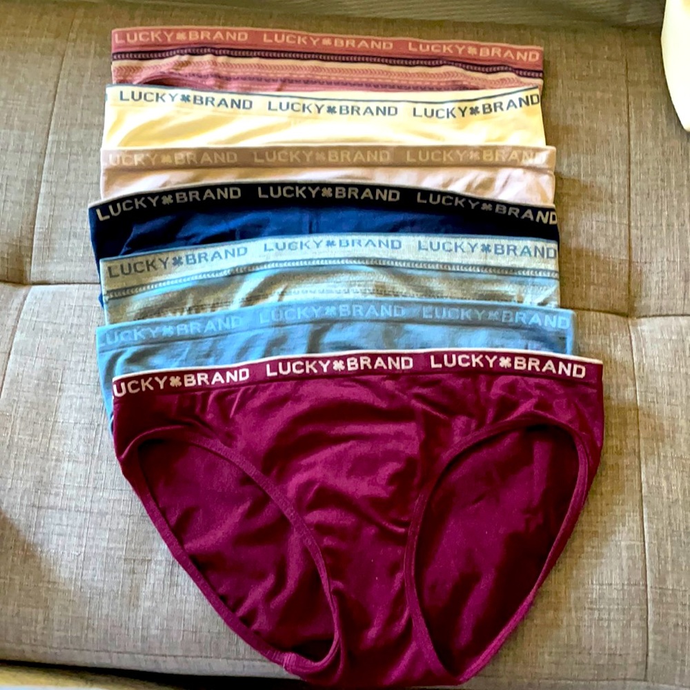 Seven pair of Lucky Brand underwear size large